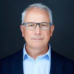 Varga Zoltán senior adatbázis-szakértő, MODELLO Intézet